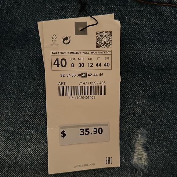 Zara Jean shorts, “mid rise relaxed short” - Picture 3 of 3